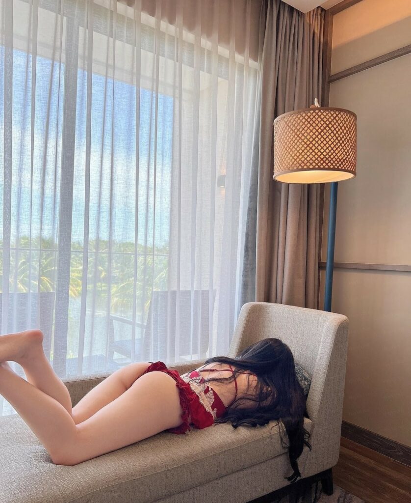 Quyến Rũ Khó Cưỡng–Hoàng Diệu Linh ! 29 Hình ảnh minh họa Viva88 Pro